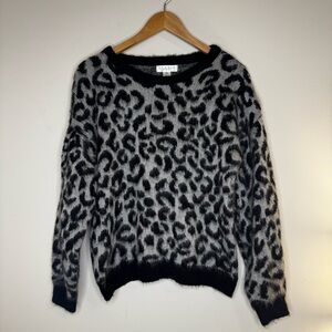 Studio Leopard Print Distressed Grey and Black Sweater women’s Medium petite